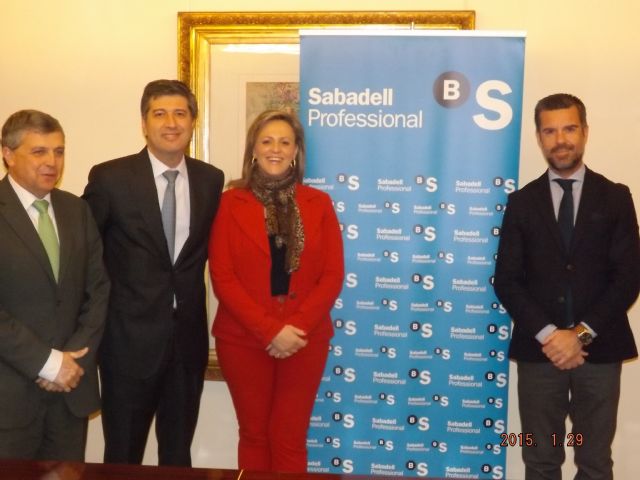 SabadellCAM será el patrocinador oficial del Palacio de Ferias y Exposiciones de la Región de Murcia durante el año 2015