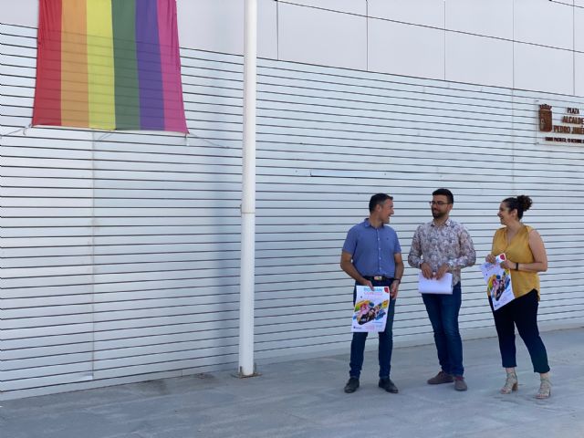 El ayuntamiento de Torre Pacheco se suma a la conmemoración del día internacional del orgullo LGBI 2022
