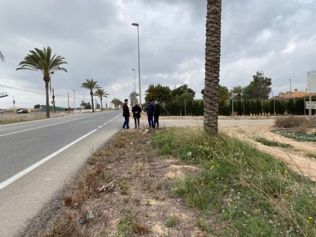 Los Olmos acondiciona sus ramblas y prevé la ampliación del colegio, un carril-bici con Resort Mar Menor y un nuevo jardín en Los López